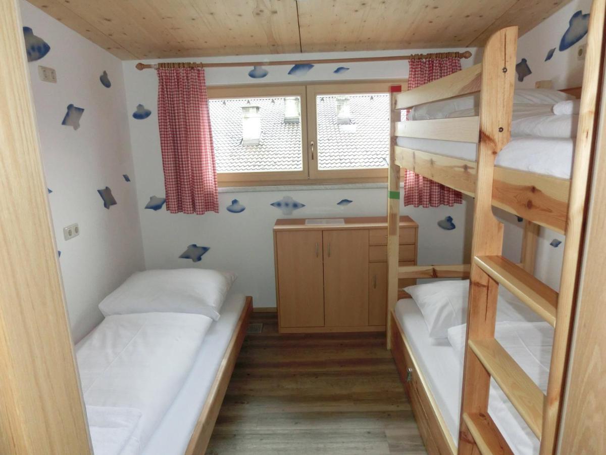 Alpking Hostel Ellmau Quarto foto